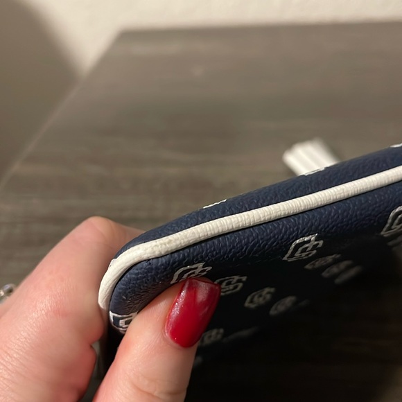 Dooney & Bourke MLB Padres Wallet - Picture 6 of 7